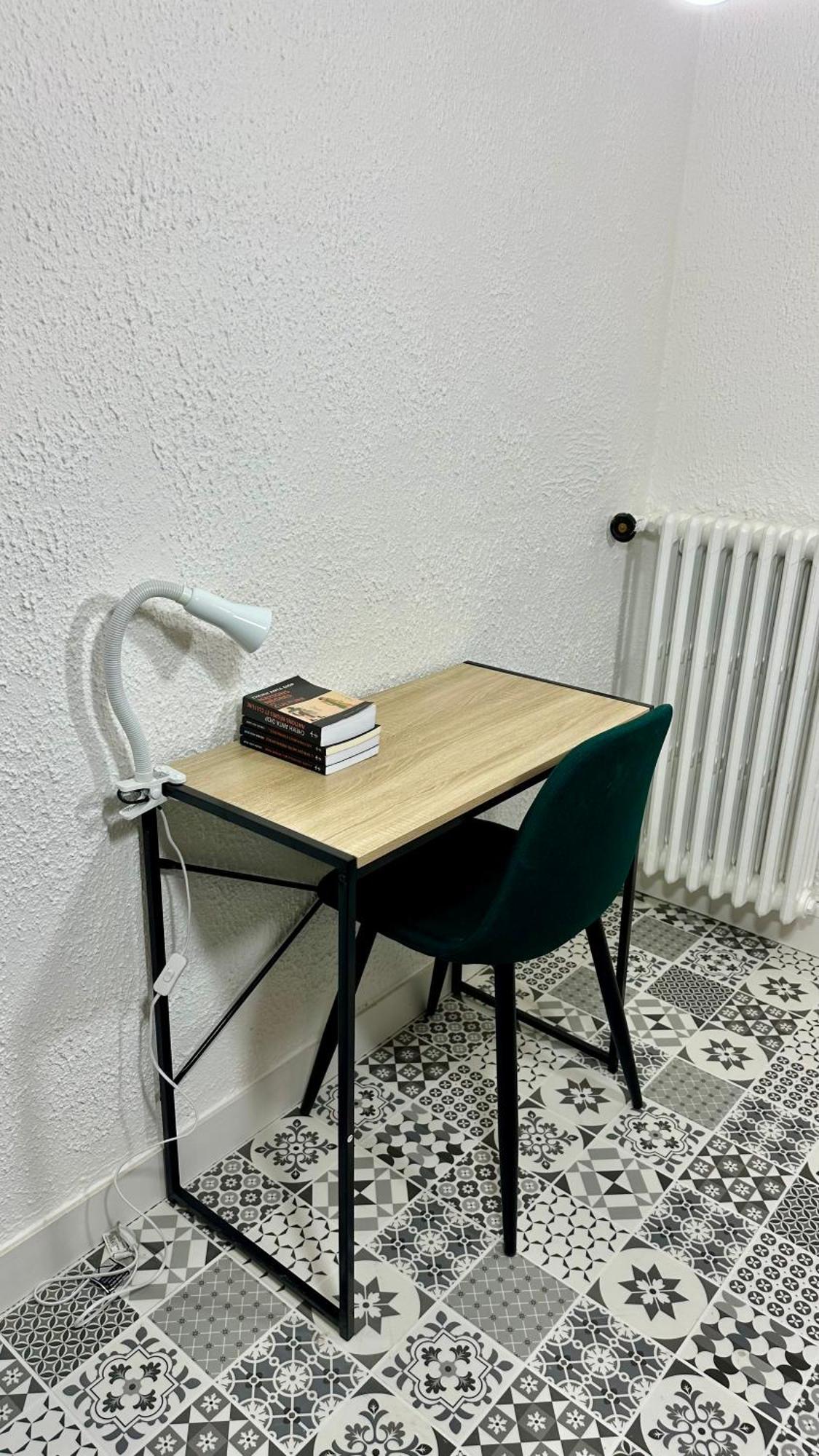 Le Bord De La Loire - Chambre Avec Salle De Bains Commune نانت المظهر الخارجي الصورة